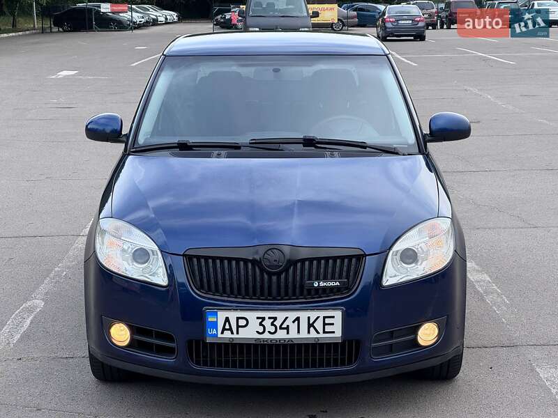Хетчбек Skoda Fabia 2008 в Запоріжжі