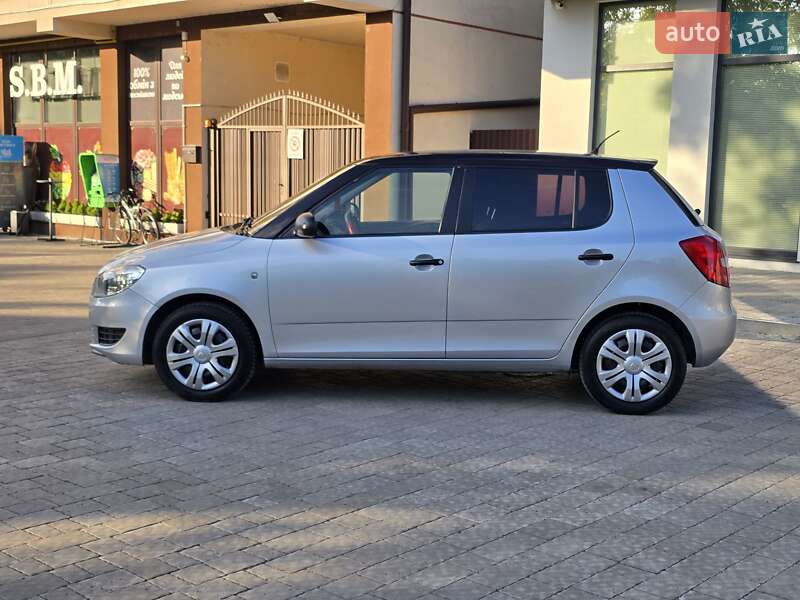 Хэтчбек Skoda Fabia 2012 в Мукачево