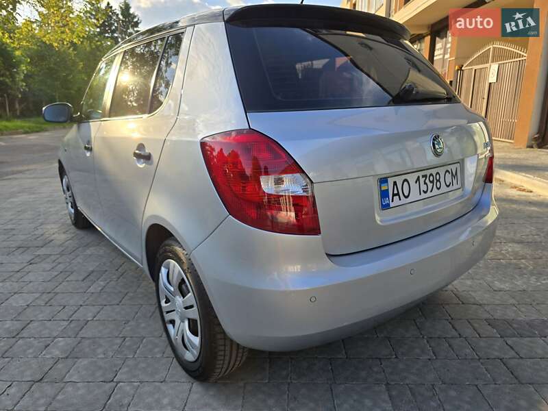 Хэтчбек Skoda Fabia 2012 в Мукачево
