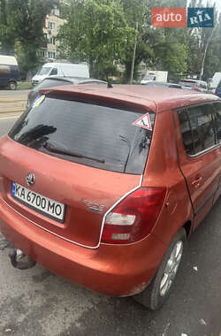 Хетчбек Skoda Fabia 2008 в 