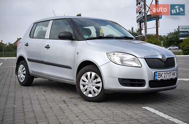 Хэтчбек Skoda Fabia 2009 в Львове