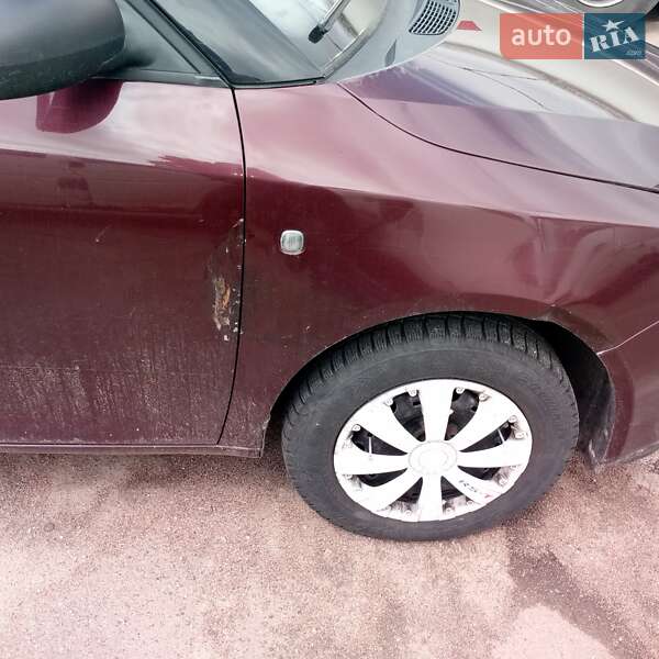 Хэтчбек Skoda Fabia 2010 в Житомире