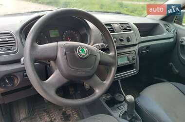 Хетчбек Skoda Fabia 2012 в 