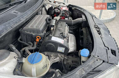 Хэтчбек Skoda Fabia 2012 в 