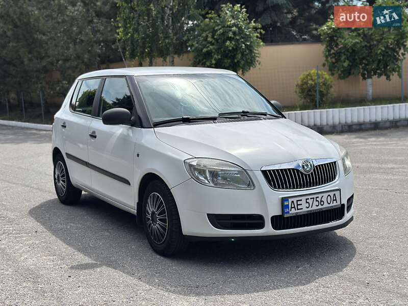 Хетчбек Skoda Fabia 2009 в 