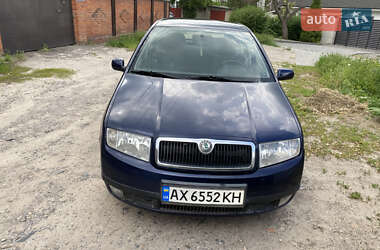 Хетчбек Skoda Fabia 2000 в 