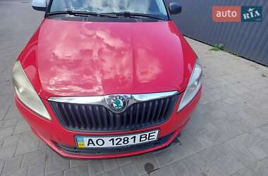 Хэтчбек Skoda Fabia 2010 в 