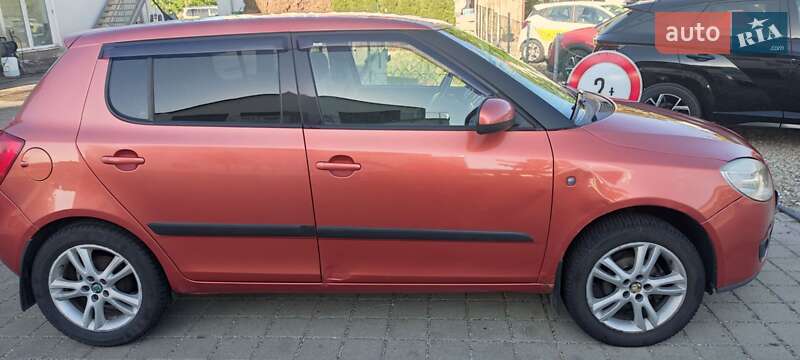 Хэтчбек Skoda Fabia 2007 в Кривом Роге