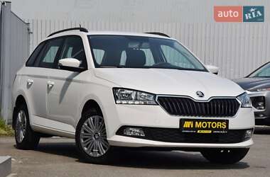 Универсал Skoda Fabia 2021 в Киеве