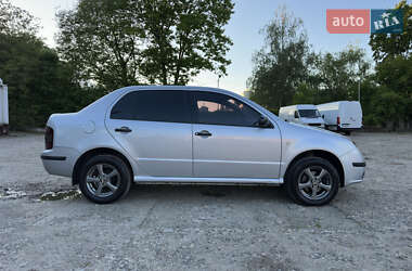 Седан Skoda Fabia 2007 в 
