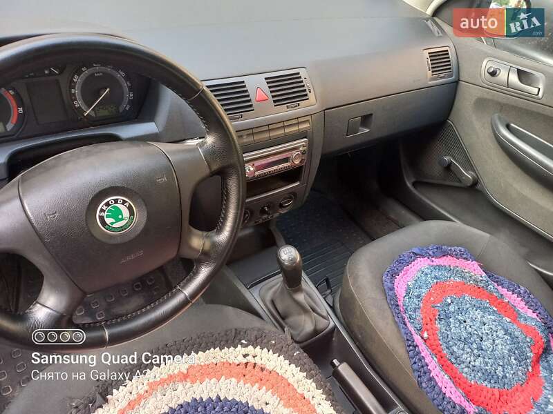 Универсал Skoda Fabia 2006 в Чернигове