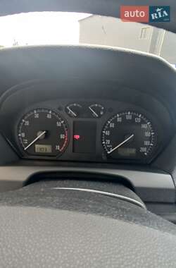Универсал Skoda Fabia 2002 в 