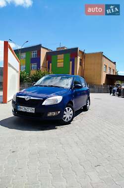 Хэтчбек Skoda Fabia 2013 в Черновцах