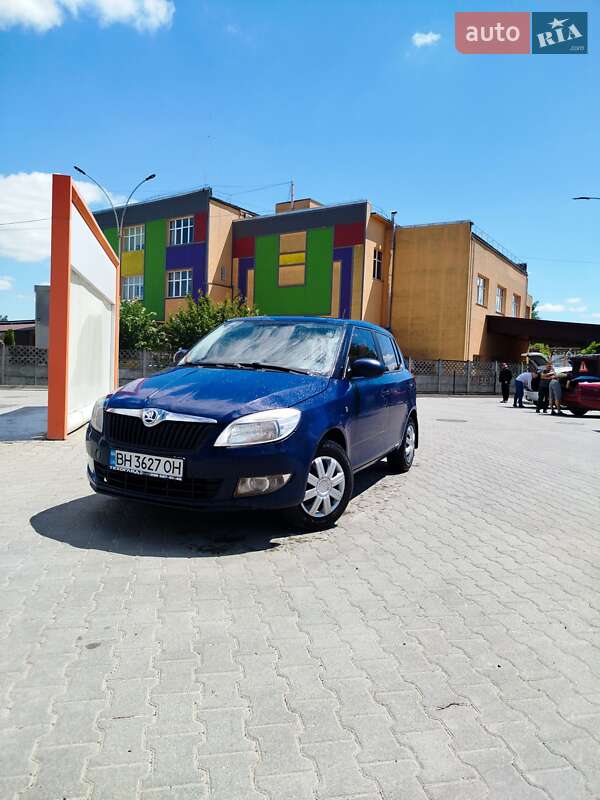 Хэтчбек Skoda Fabia 2013 в 