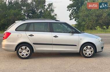 Универсал Skoda Fabia 2009 в 