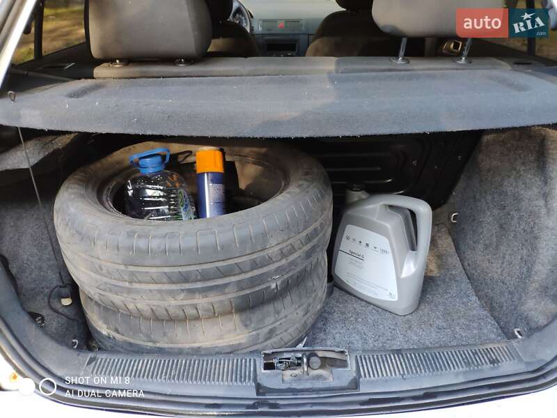 Хетчбек Skoda Fabia 2005 в Києві