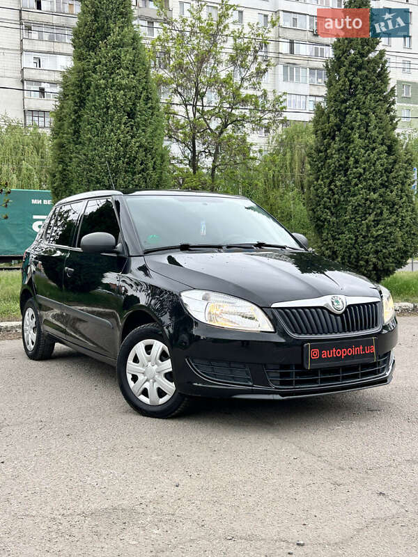 Хетчбек Skoda Fabia 2010 в Сумах