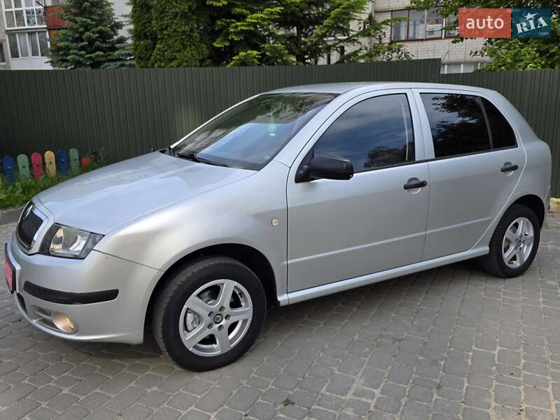Хэтчбек Skoda Fabia 2006 в Тернополе