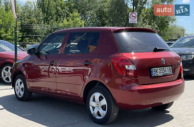 Хэтчбек Skoda Fabia 2008 в 
