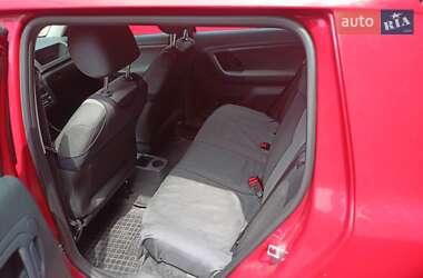 Хэтчбек Skoda Fabia 2012 в 