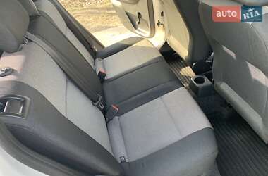 Хетчбек Skoda Fabia 2011 в 
