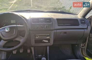Хетчбек Skoda Fabia 2012 в 