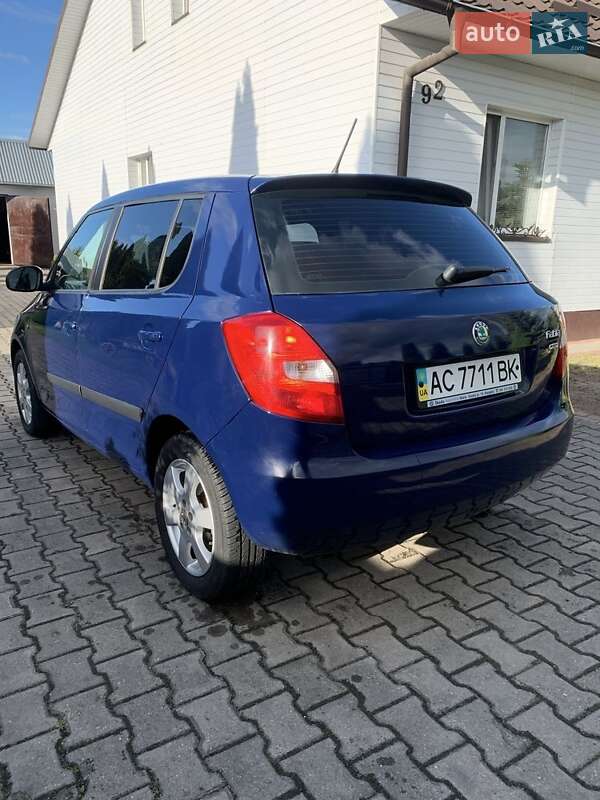 Хэтчбек Skoda Fabia 2011 в Ковеле