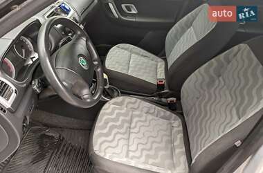 Хэтчбек Skoda Fabia 2008 в 