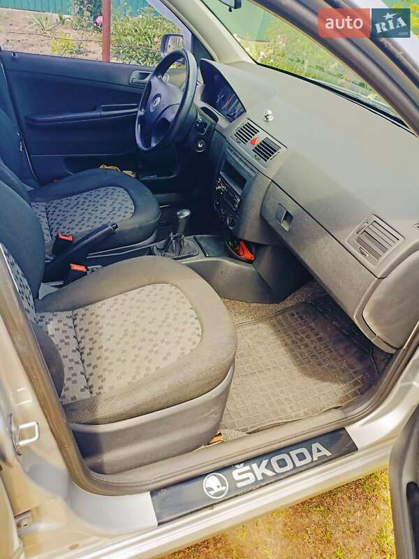 Универсал Skoda Fabia 2007 в Киеве