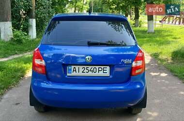 Хэтчбек Skoda Fabia 2008 в 