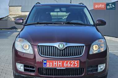 Універсал Skoda Fabia 2009 в Луцьку