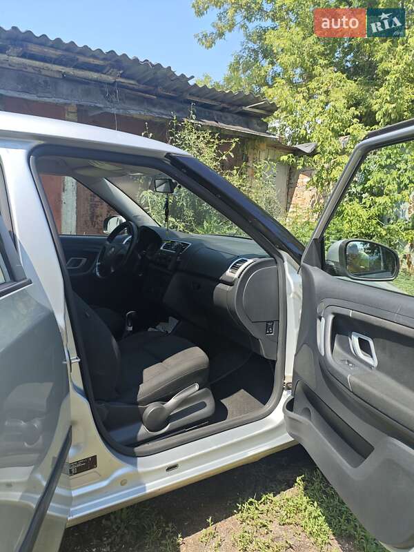 Универсал Skoda Fabia 2009 в Киеве