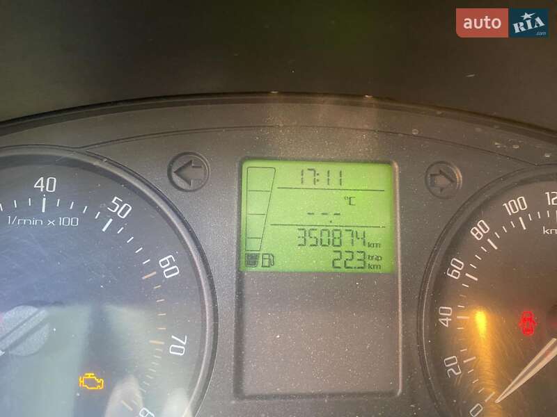 Хэтчбек Skoda Fabia 2010 в Львове