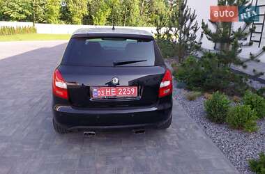 Хэтчбек Skoda Fabia 2009 в 