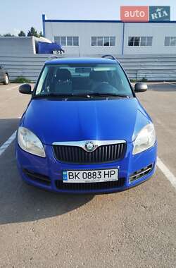 Универсал Skoda Fabia 2009 в Ровно