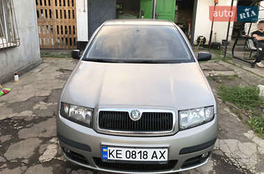 Хэтчбек Skoda Fabia 2006 в Днепре