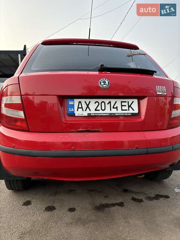 Хэтчбек Skoda Fabia 2006 в Харькове