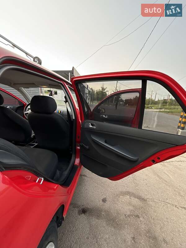 Хэтчбек Skoda Fabia 2006 в Харькове
