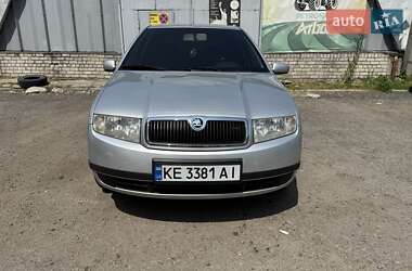 Седан Skoda Fabia 2004 в 