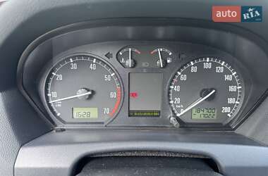 Седан Skoda Fabia 2004 в 