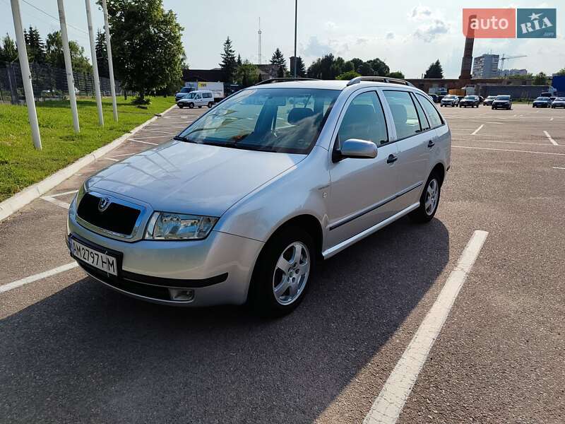 Універсал Skoda Fabia 2004 в Житомирі