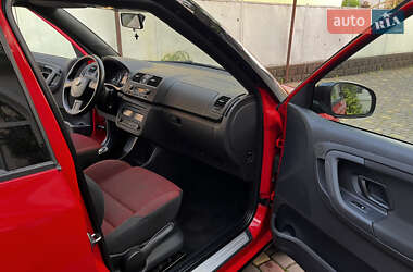 Хэтчбек Skoda Fabia 2011 в 