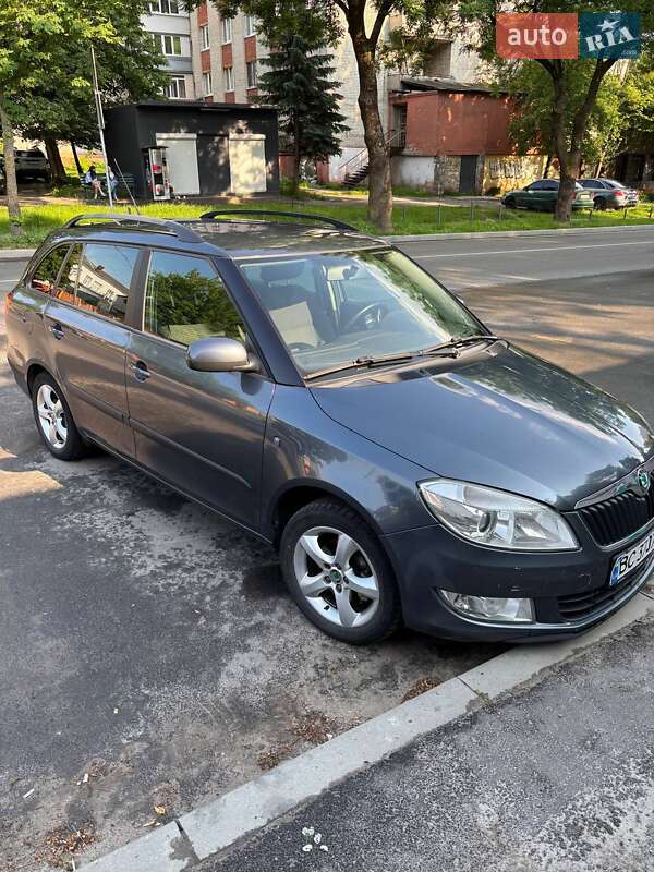 Универсал Skoda Fabia 2011 в Львове