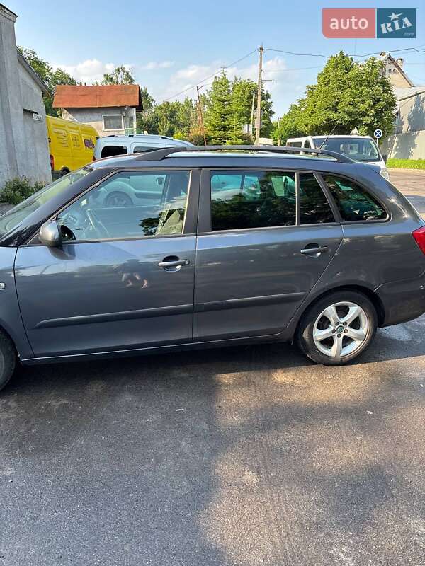 Универсал Skoda Fabia 2011 в Львове