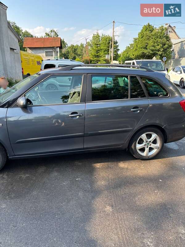 Универсал Skoda Fabia 2011 в Львове