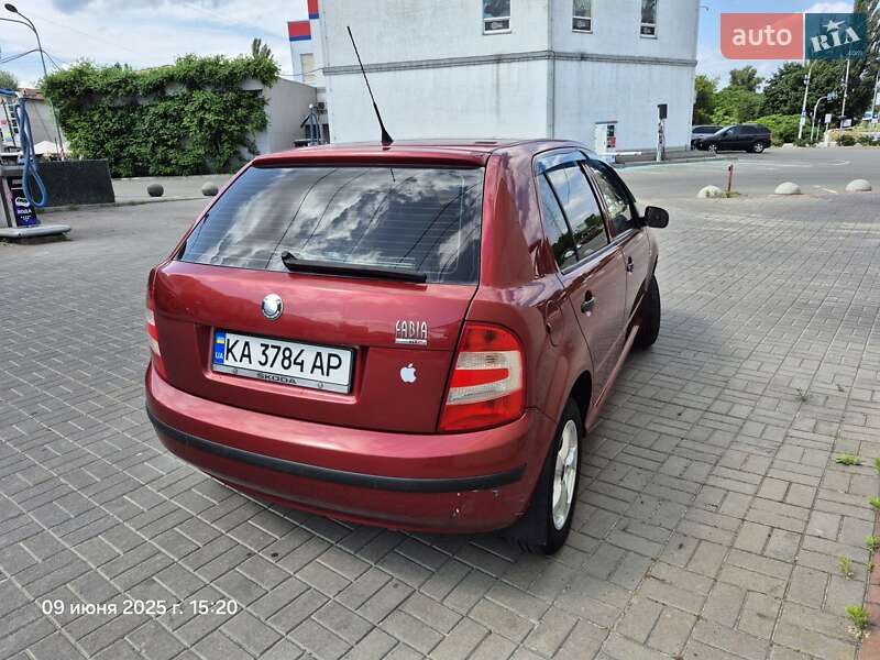 Хетчбек Skoda Fabia 2006 в Вишгороді