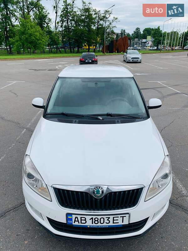 Хетчбек Skoda Fabia 2011 в Києві