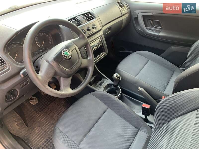 Хетчбек Skoda Fabia 2011 в Києві