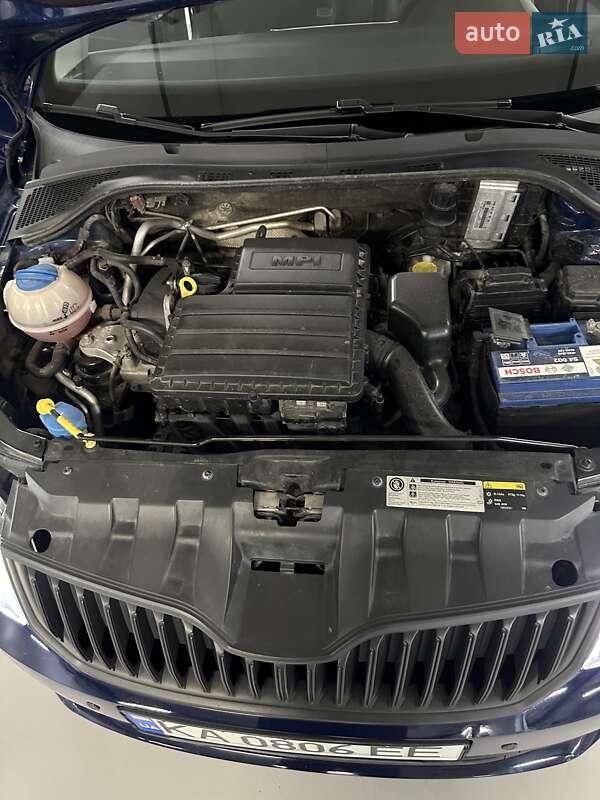 Хэтчбек Skoda Fabia 2016 в Киеве