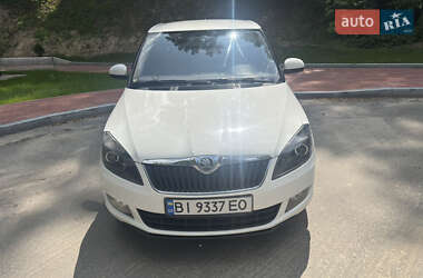 Хэтчбек Skoda Fabia 2013 в 